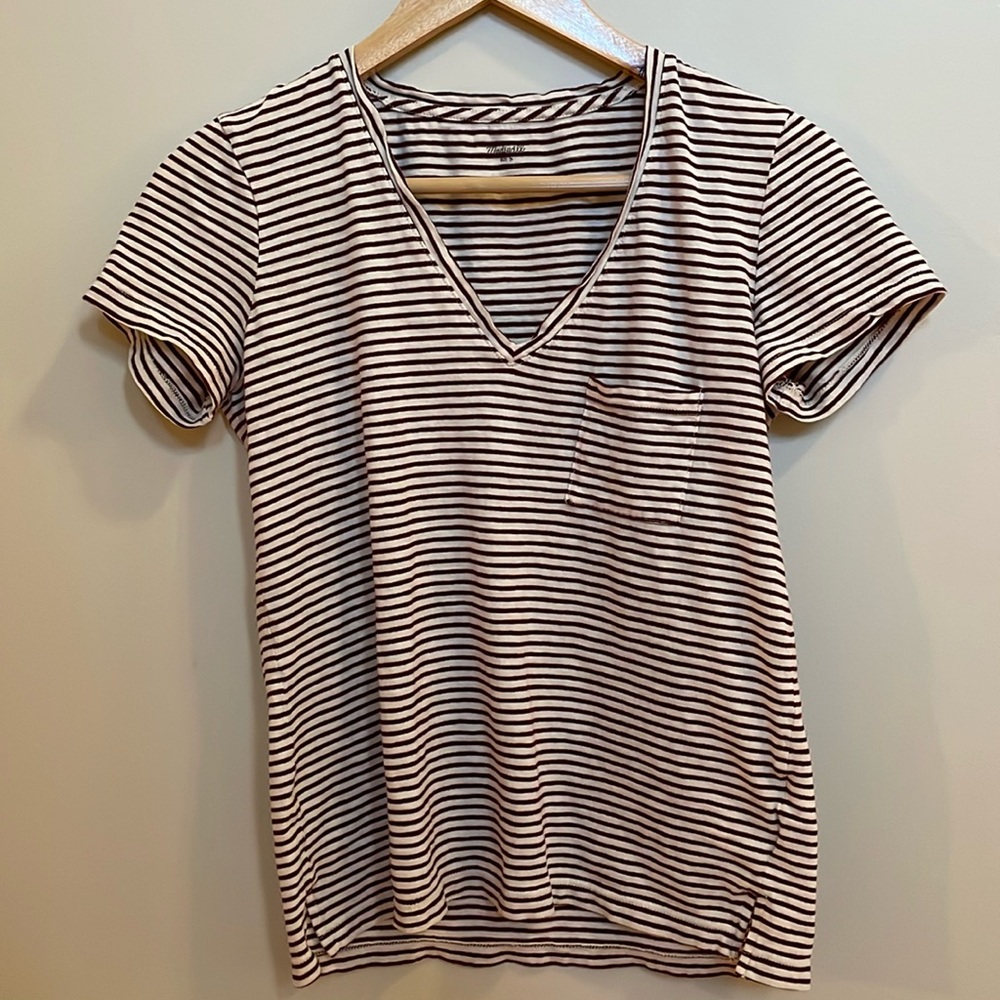 Madewell burgundy and cream striped v-neck size S